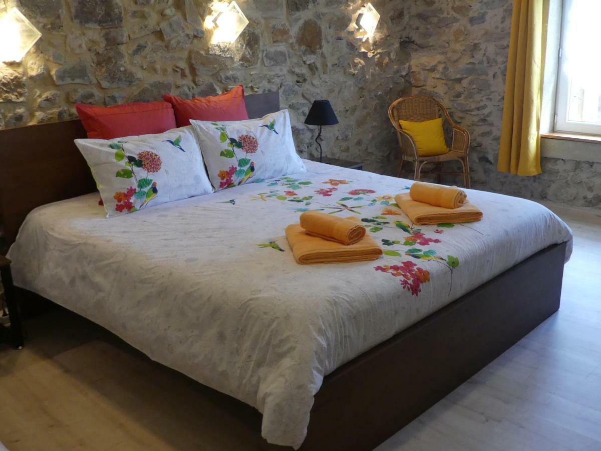 Chambres D'Hotes Les Gragniotes Tournissan ภายนอก รูปภาพ